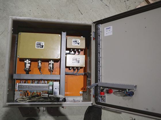 Heinzmann Governor cabinet #3