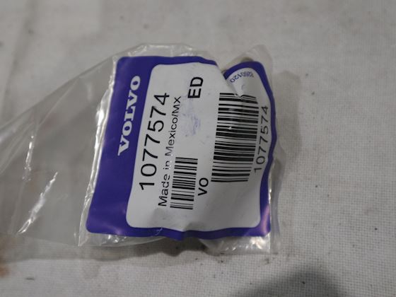 Volvo Penta Oil Filter and Oil Lines Sensor #3