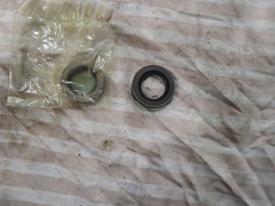 Caterpillar Seal oil side #1