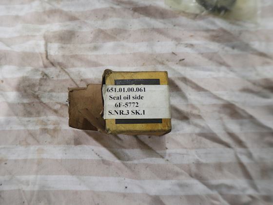 Caterpillar Seal oil side #2