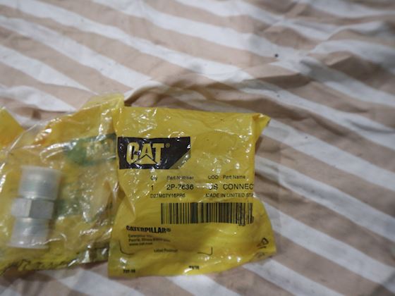 Caterpillar Connector #2