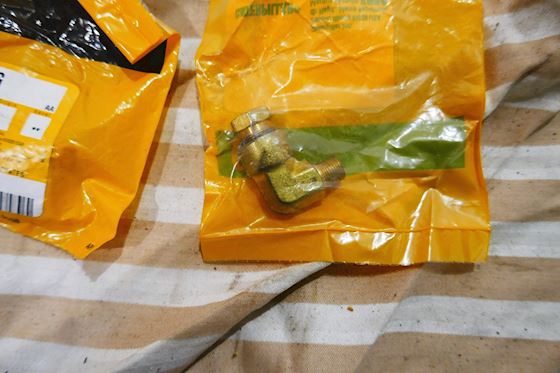 Caterpillar Fitting #1