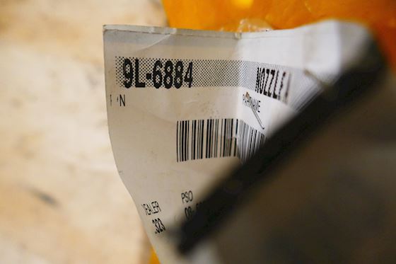 Caterpillar Nozzle Fuel Valve 9L-6884 #3