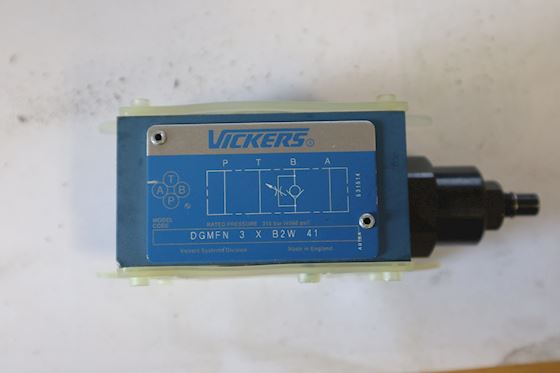 Vickers Pressure Relief Valve #1