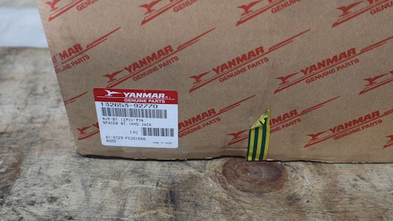 Yanmar Spacer.BT(Hyd.Jack) #1