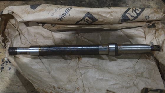 Caterpillar Shaft FW 7L2067 #1