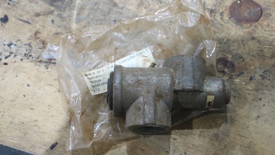 Caterpillar Start Valve #1