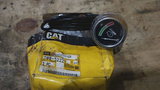 Caterpillar Indicator Coolent #1