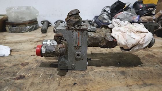 Andet hydraulisk ventil  0703BP06095 20B #1