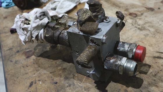 Andet hydraulisk ventil  0703BP06095 20B #1