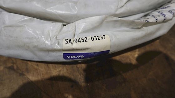 Volvo Hydraulic Hose SA 9452-03237 #4