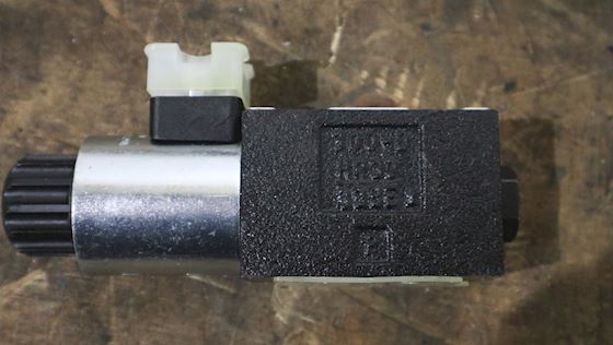 Parker Directional Control Valve 4/2 D1VW020BNJW91 #4