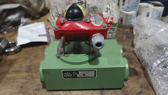 Hydraulic Actuator A-928/A with Limit Switch Box Valve Position Indicator #3