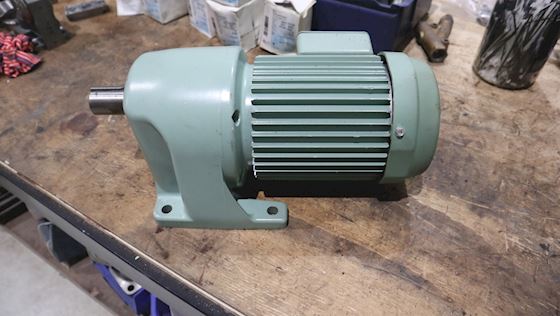 Tsubaki & Emerson Gear Motor GMTA040-28L75VH #1
