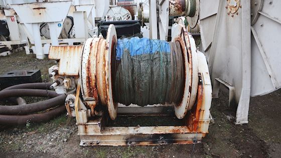 Hagglunds Split winch #2