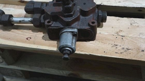 Valvoil 1 Bank Directional Control Valve P Body SD 11 #2