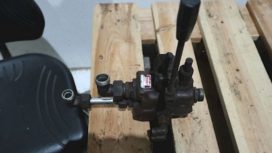 Valvoil 1 Bank Directional Control Valve P Body SD 11 #3