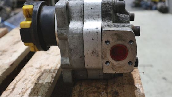 Vickers 6P04-40-H12F3-30L #5