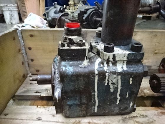 Vickers 45v501c10 #1