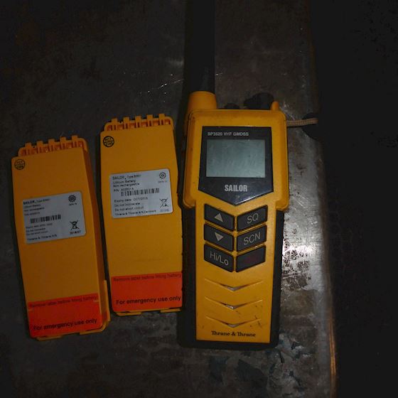 Sailor COBHAM SAILOR SP3520B VHF GMDSS BÆRBAR MARITIME RADIO #1