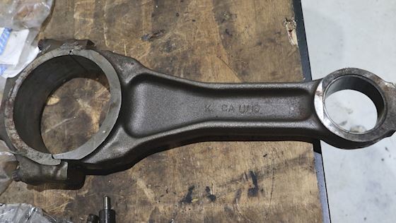 Rod connecting 7C8607 #1