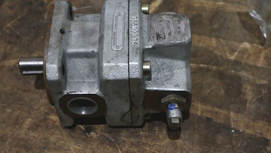 Haldex F-GPA2-16-EK2-30-R-GE325 Gear pump with adjustable relief Valve #1