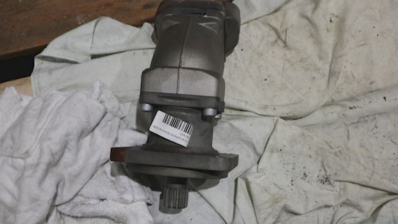 Sunfab Hydraulics Motor SCM-034W-N-SC4-C14-S2M #2