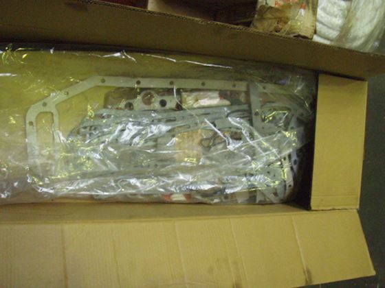 Volvo Gaskets Valve cover & Inspection hatch #1