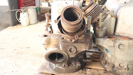 Unknow Cylinder Head #7