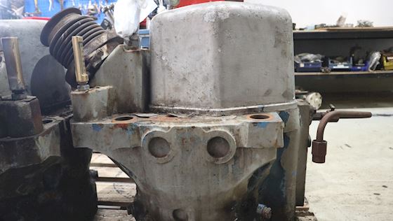 Unknow Cylinder Head #13