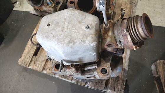 Unknow Cylinder Head #4