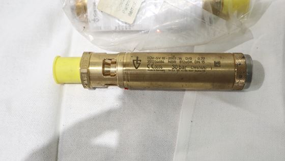 Goetze KG Safety Valve CW614N #3
