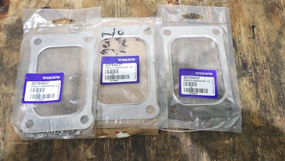 Volvo Penta Turbo Gasket 20784537 #1