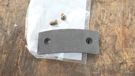 Alfa Laval Friction pad with screw 519619-83 #1