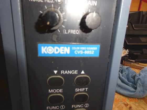 Koden COLOR VIDIO SOUNDER CVS- 8852 #2