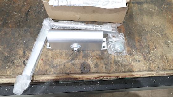 Standard Dør Lukker #1