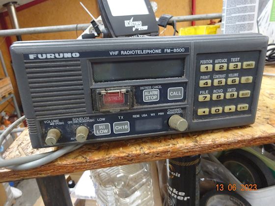 Furuno VHF  FM-8500 #1