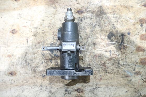 Bosch Fuel Injection Pump PF1C170 BS1640 #1