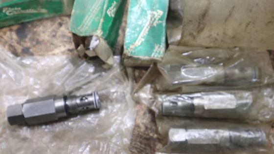 Fluid Controls. Inc Hydraulic Cartridge / Relief Valve 1L10-F25S #3