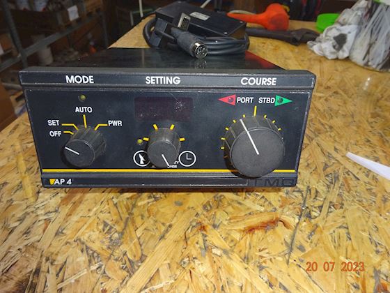 TMQ  AUTOPILOT  AP4 #1