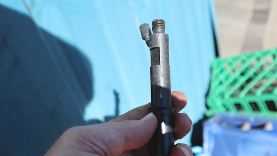 Bosch Fuel Injectors KBAL105P18 #8