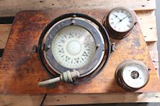Einar Weilbach & Co. Compass table with clock and barometer - 1