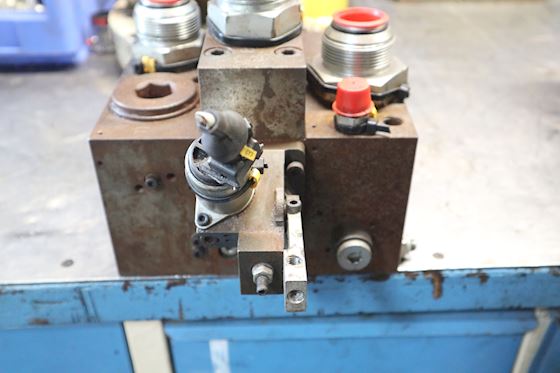 Hydraulic Block Valve #2