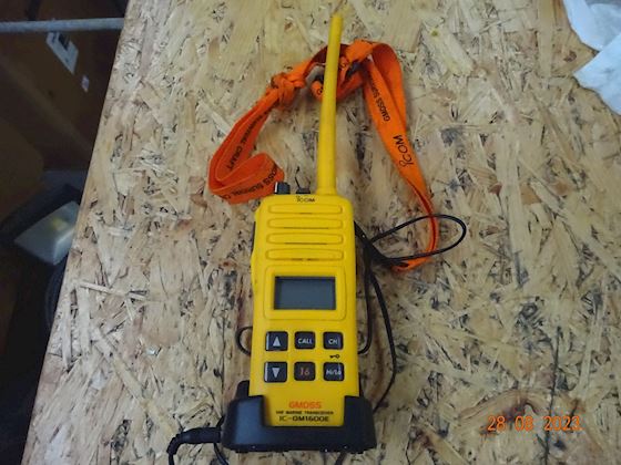 Icom VHF/GMDSS IC-GM1600E #1