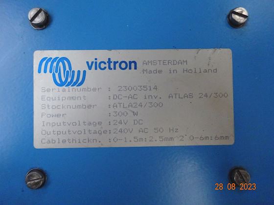 Victron INVERTER  ATLAS 24/300 #2
