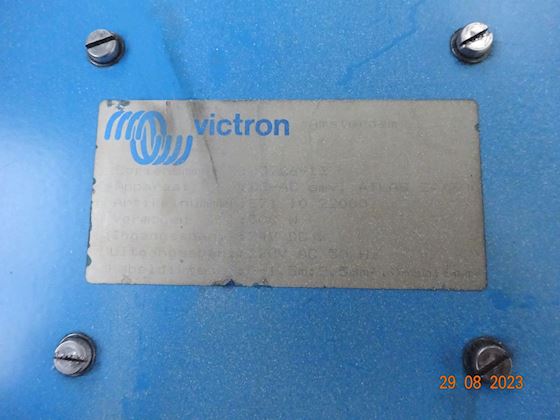 Victron INVERTER  ATLAS 24/300 #2
