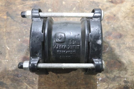 Viking Johnson Universal Pipe Coupling VJ30003 #1