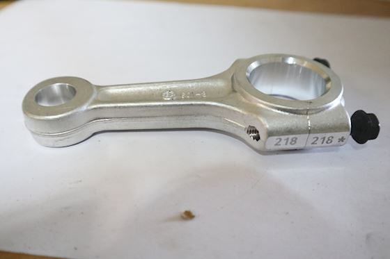GEA Bock Connecting Rod 8304 #2