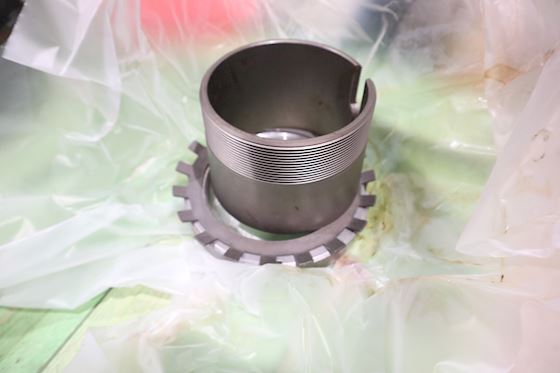 SKF Adapter Sleeve with KM lock Nut and MB lock Washer H3120 #1