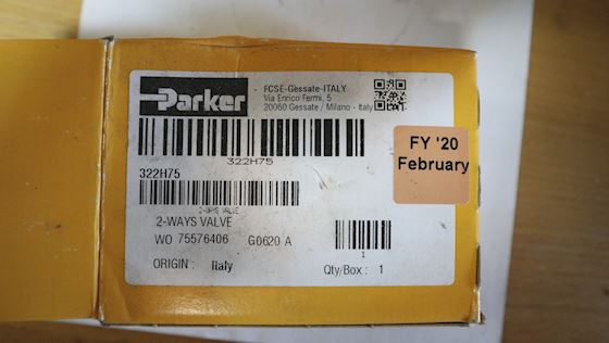 Parker Solenoid Valve 322H75 #5